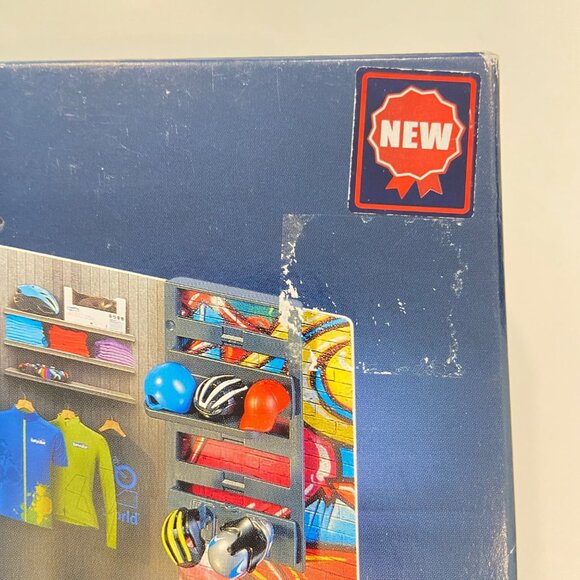 Bruder Bworld Bike Workshop Playset W/ Accessories & Cyclist Figurine 1:16 Scale - Picture 3 of 11